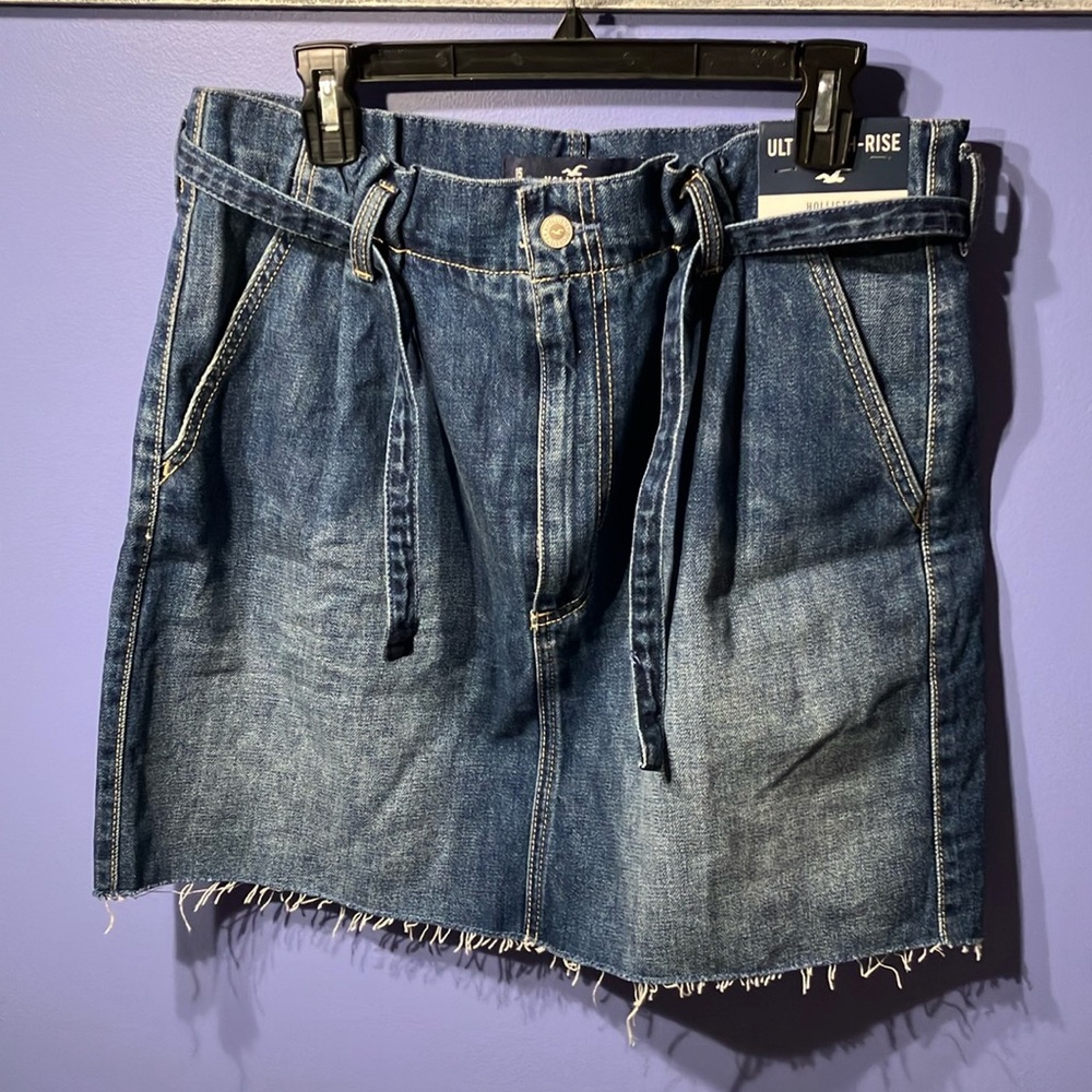 Hollister Ultra High Rise Skirt NWTO